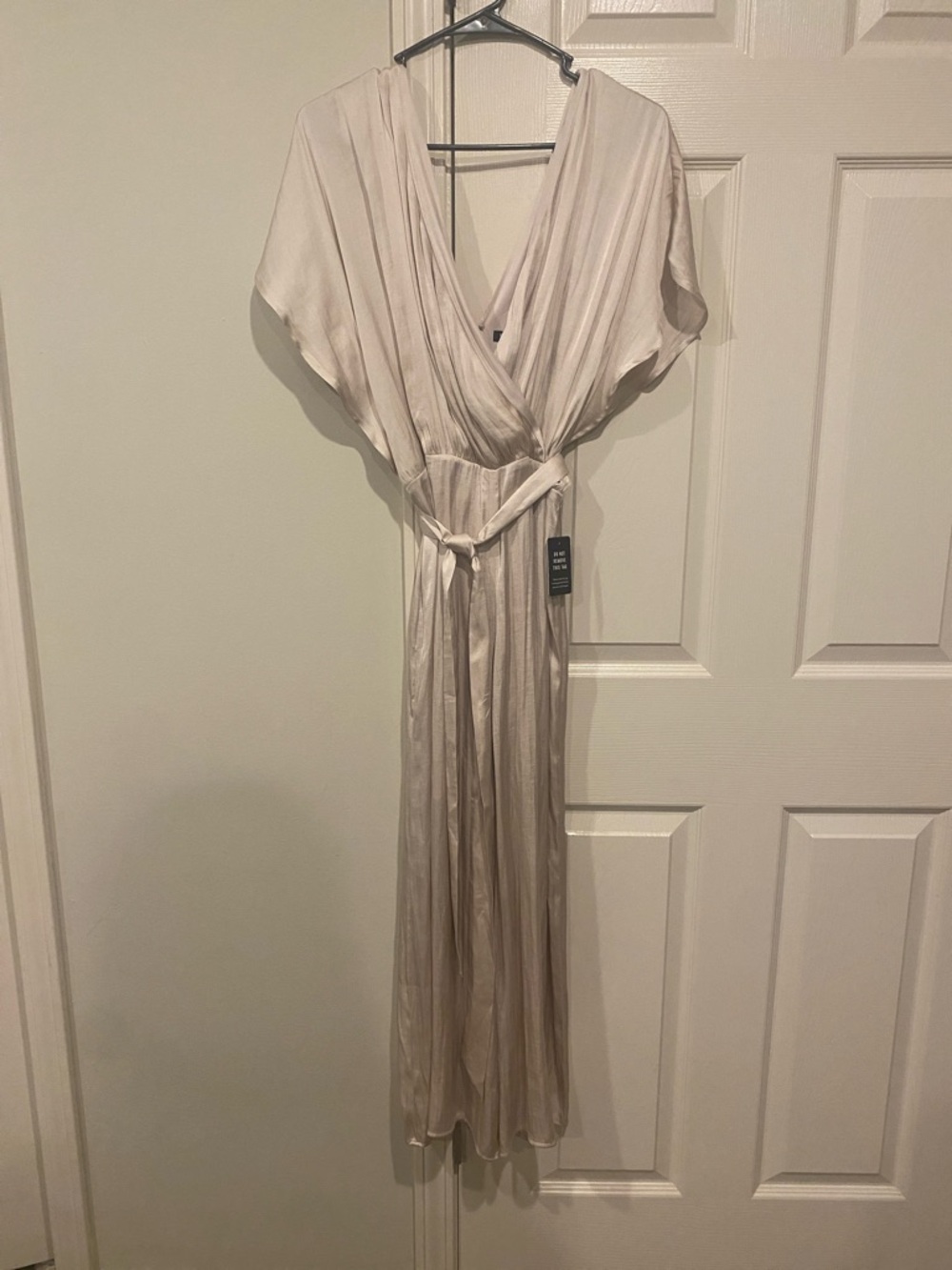 Elegant V-Neck jumpsuit  in Light Cream